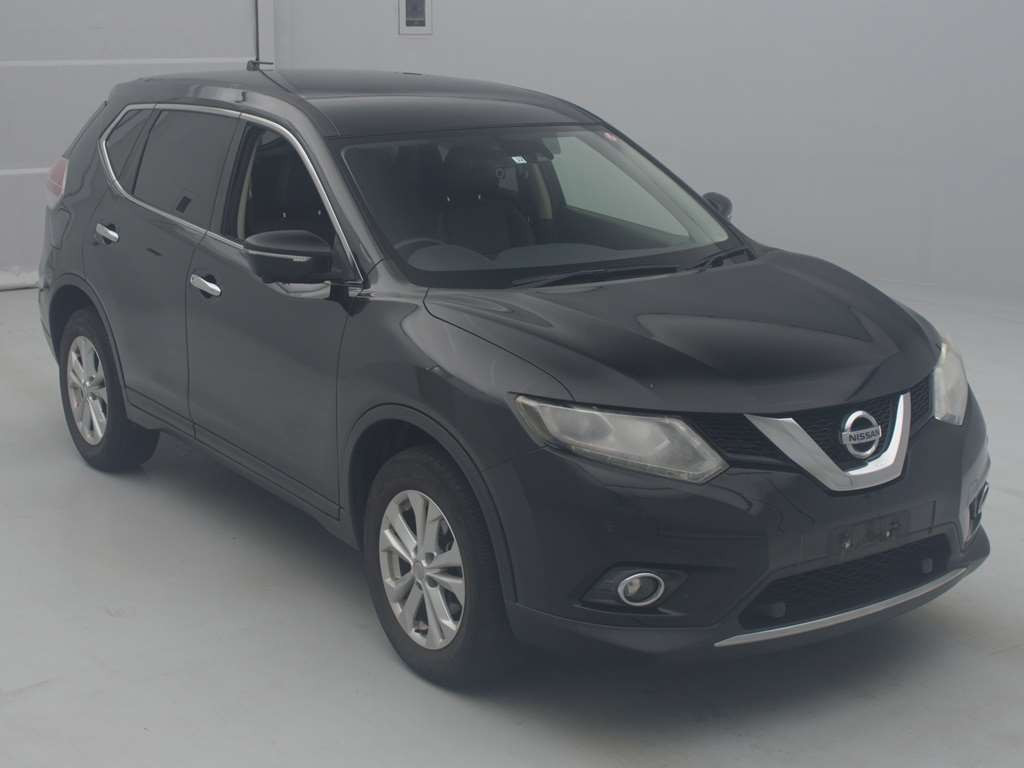 2015 Nissan X-Trail NT32[2]