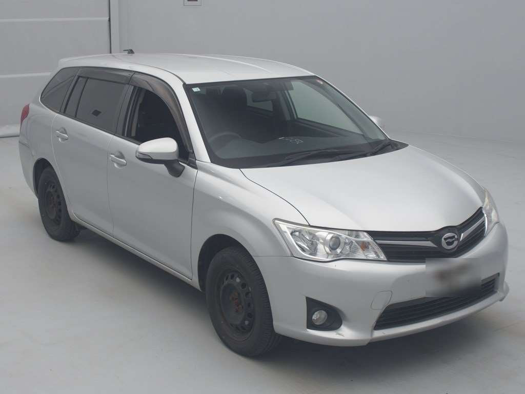 2014 Toyota Corolla Fielder NZE164G[2]