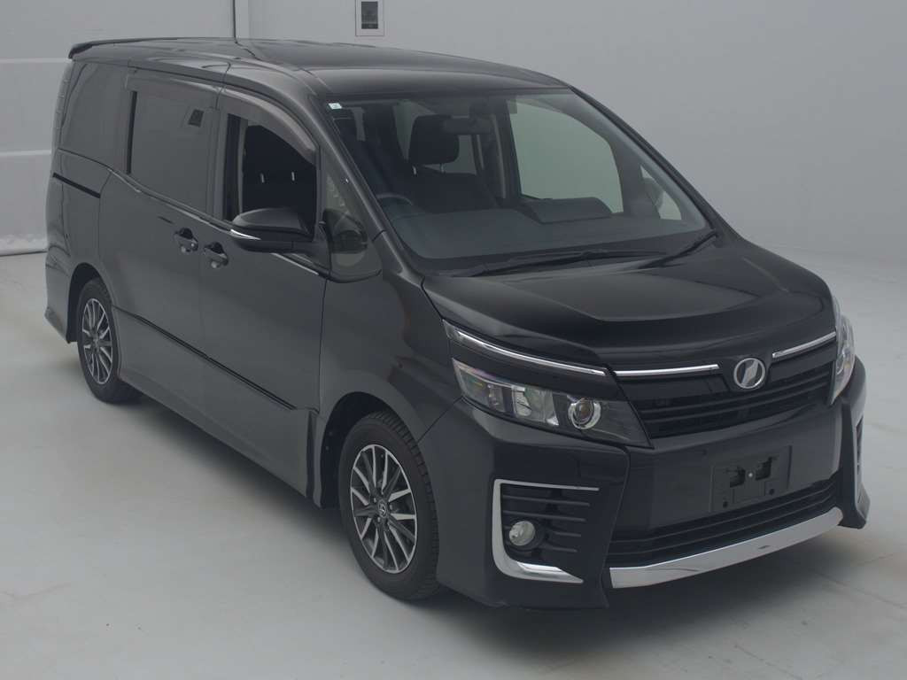 2015 Toyota Voxy ZRR80W[2]