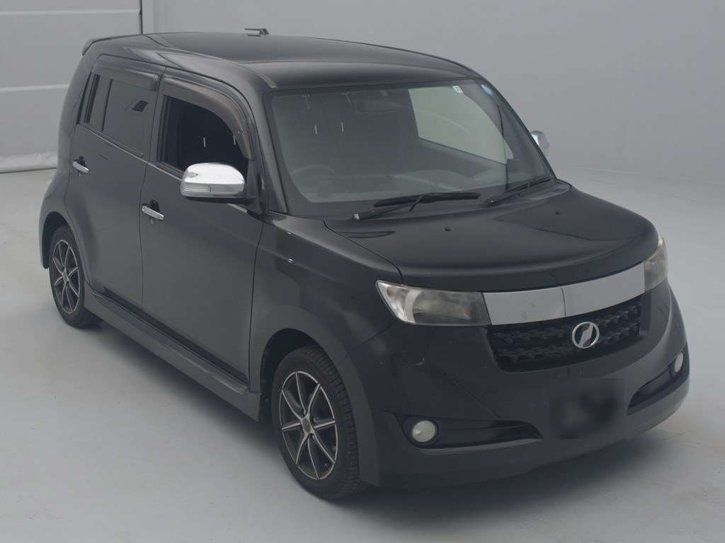 2013 Toyota bB QNC21[2]