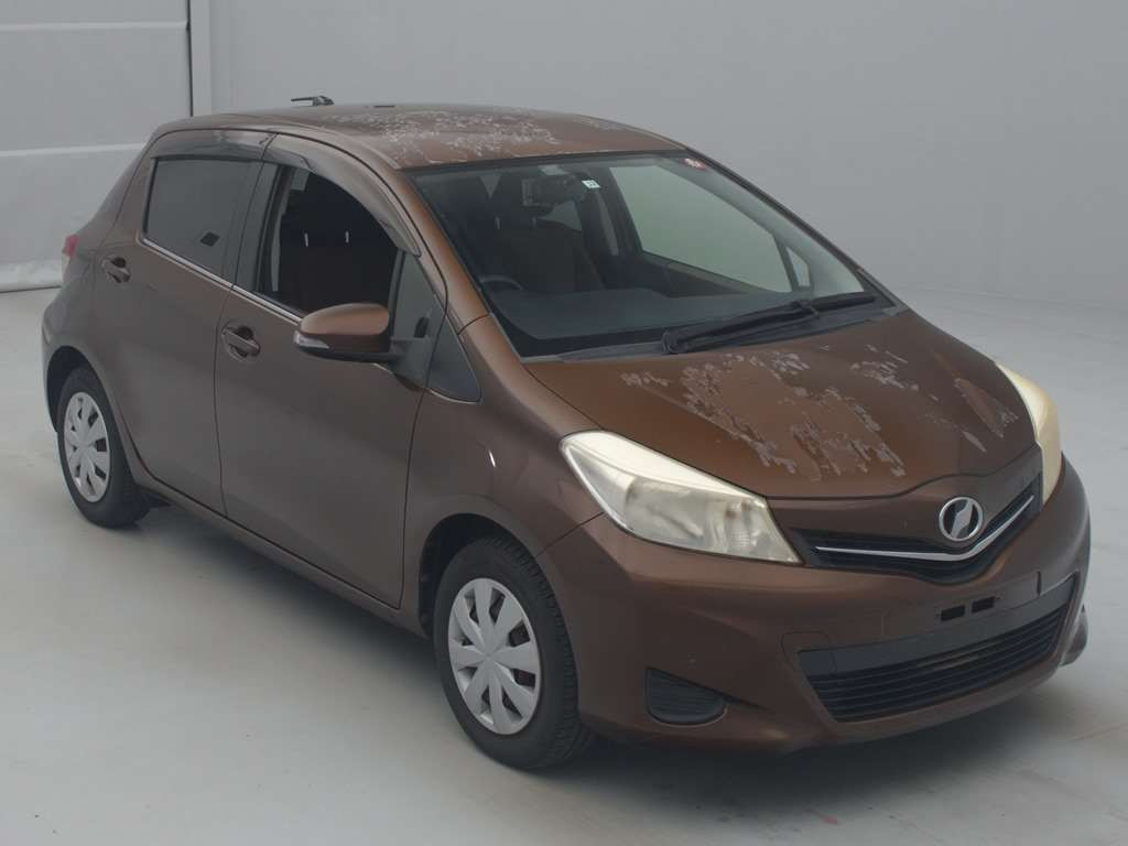 2011 Toyota Vitz KSP130[2]