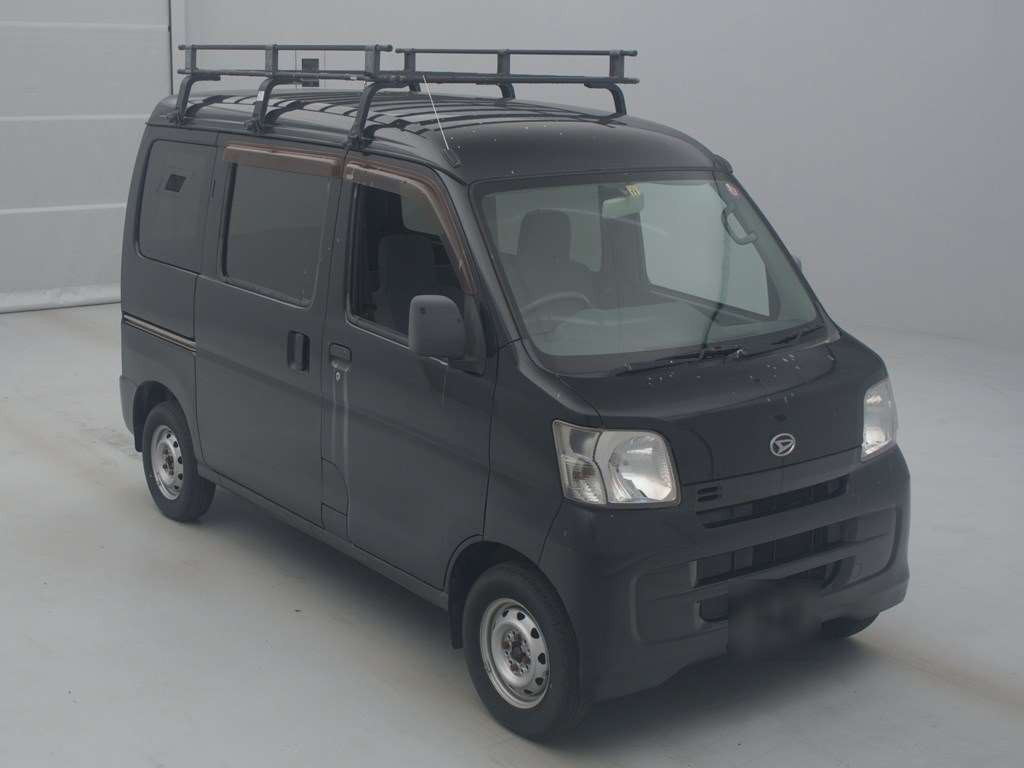 2010 Daihatsu Hijet Cargo S331V[2]