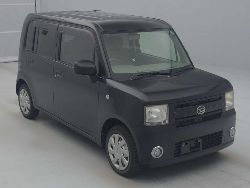 2011 Daihatsu Move Conte L585S[2]