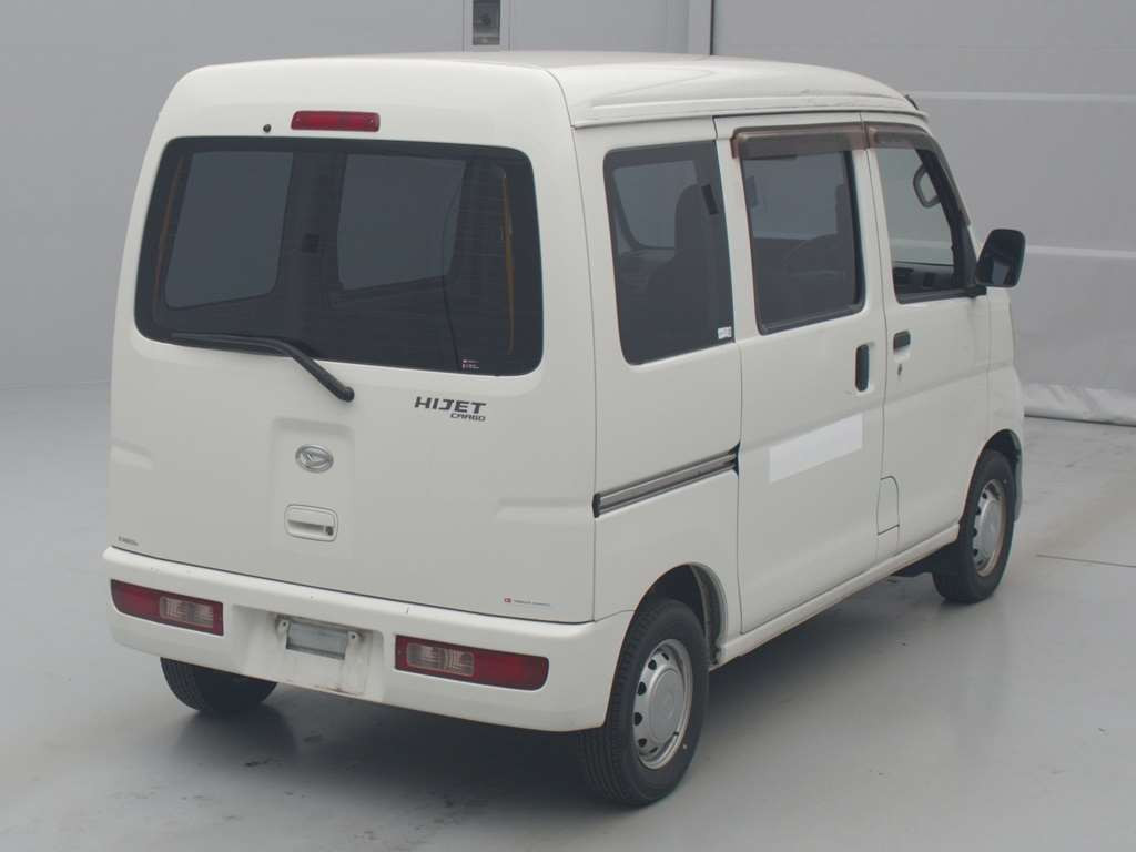 2016 Daihatsu Hijet Cargo S331V[1]