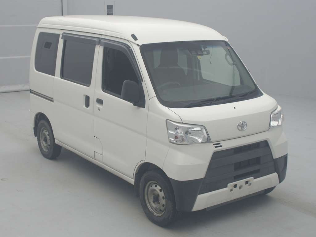 2018 Toyota Pixis Van S331M[2]