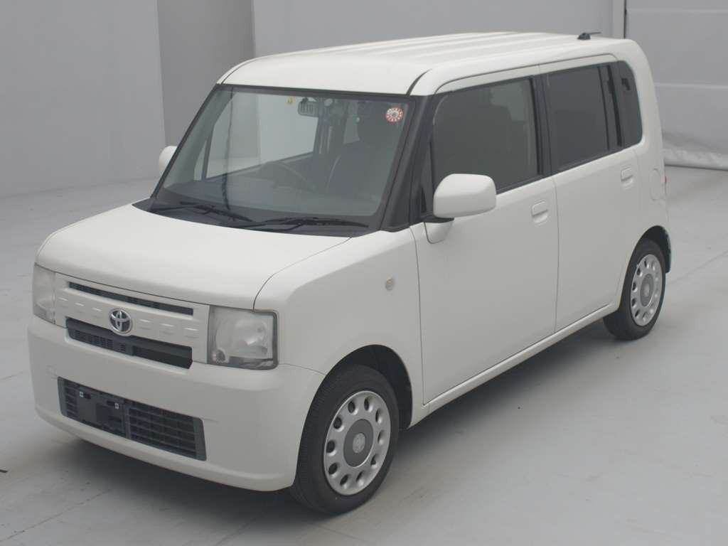 2015 Toyota Pixis Space L585A[0]