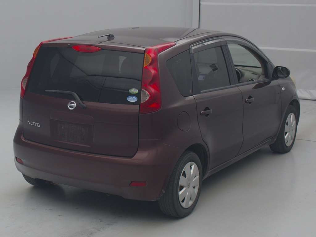 2010 Nissan Note E11[1]