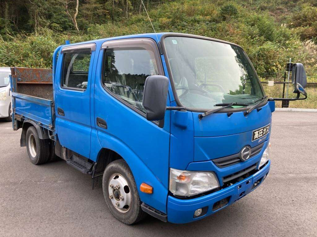 2015 Hino DUTRO XZU605M[2]