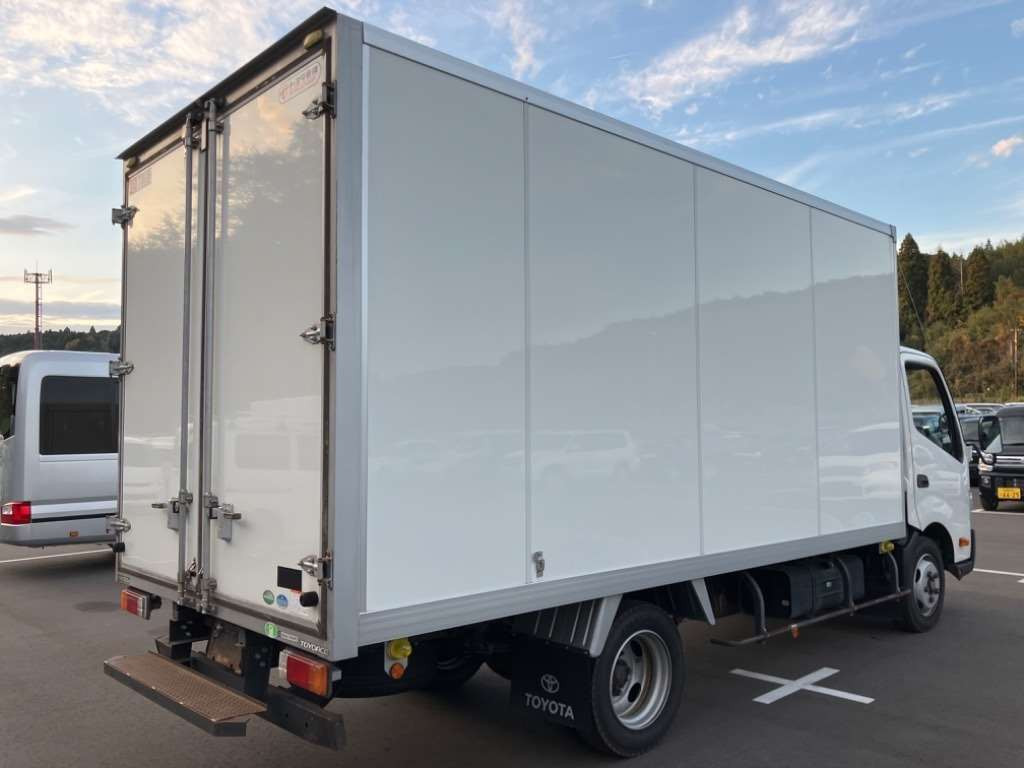 2019 Toyota Toyoace Truck XZU710[1]