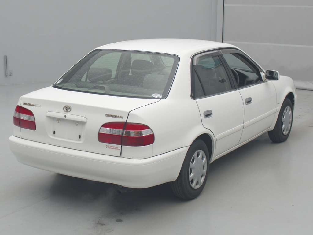 2000 Toyota Corolla Sedan AE110[1]