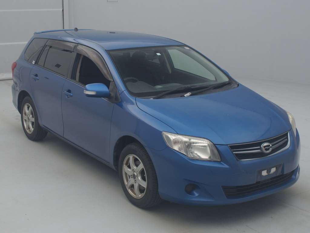 2012 Toyota Corolla Fielder NZE141G[2]