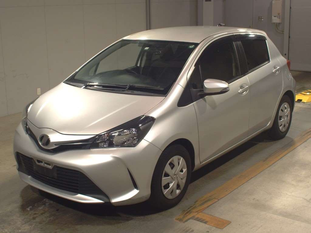 2016 Toyota Vitz NSP130[0]