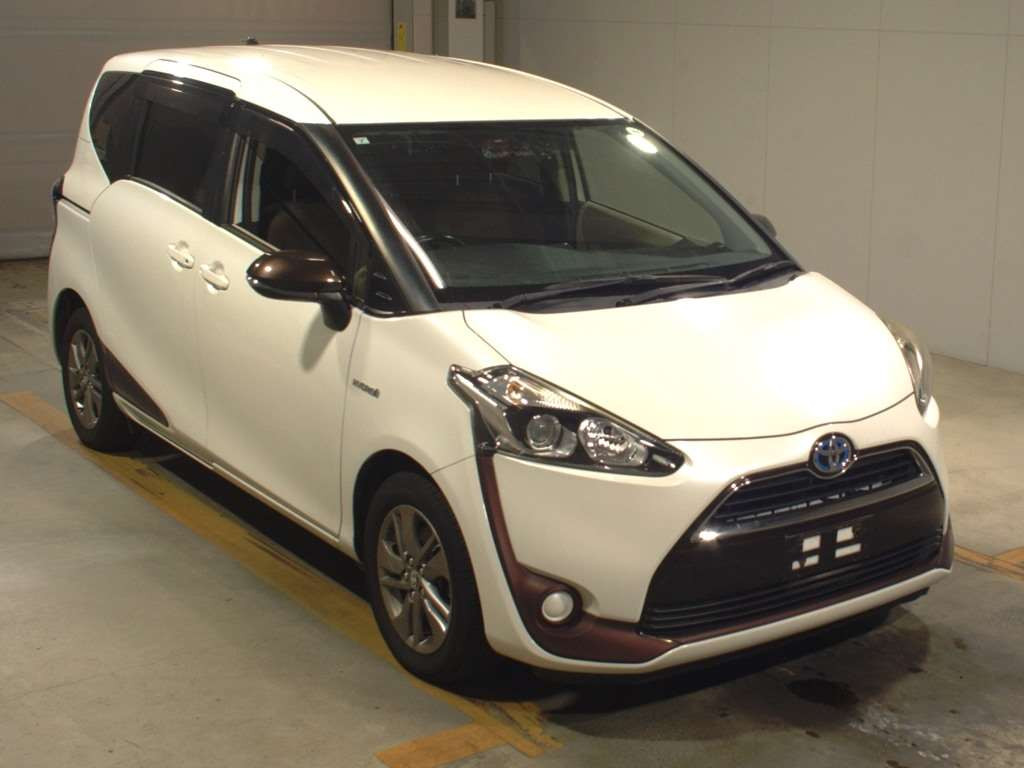 2015 Toyota Sienta NHP170G[2]