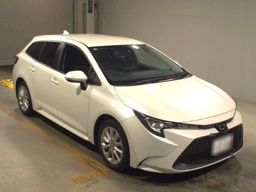 2020 Toyota Corolla Touring Wagon ZRE212W[2]