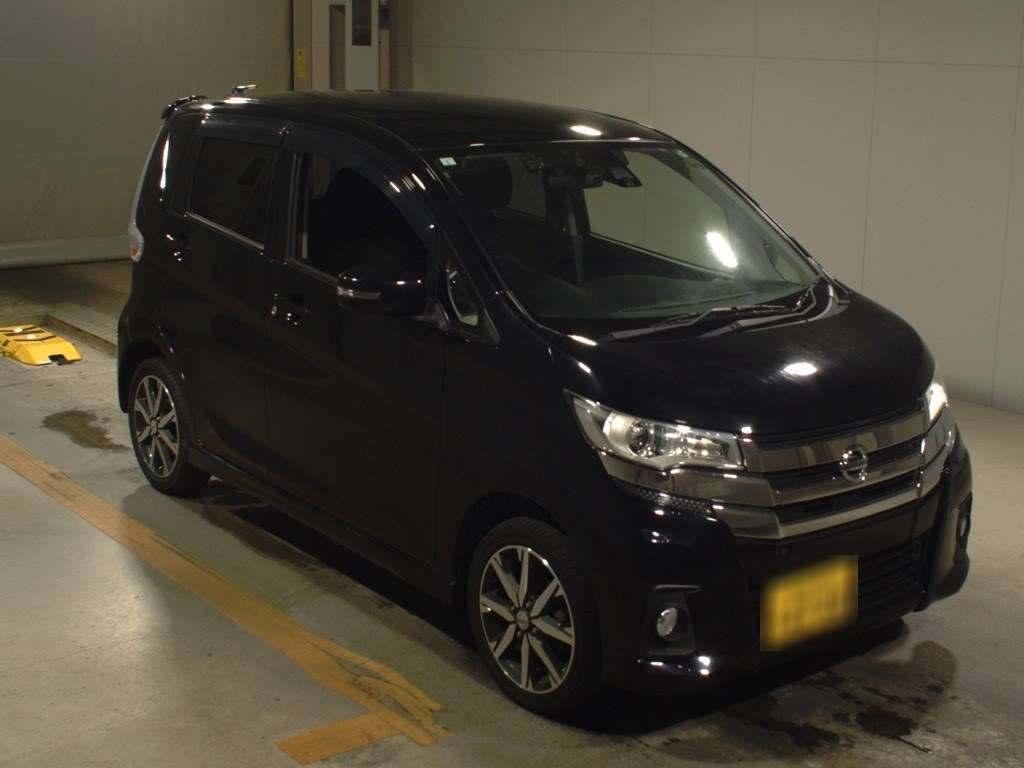 2017 Nissan DAYZ B21W[2]