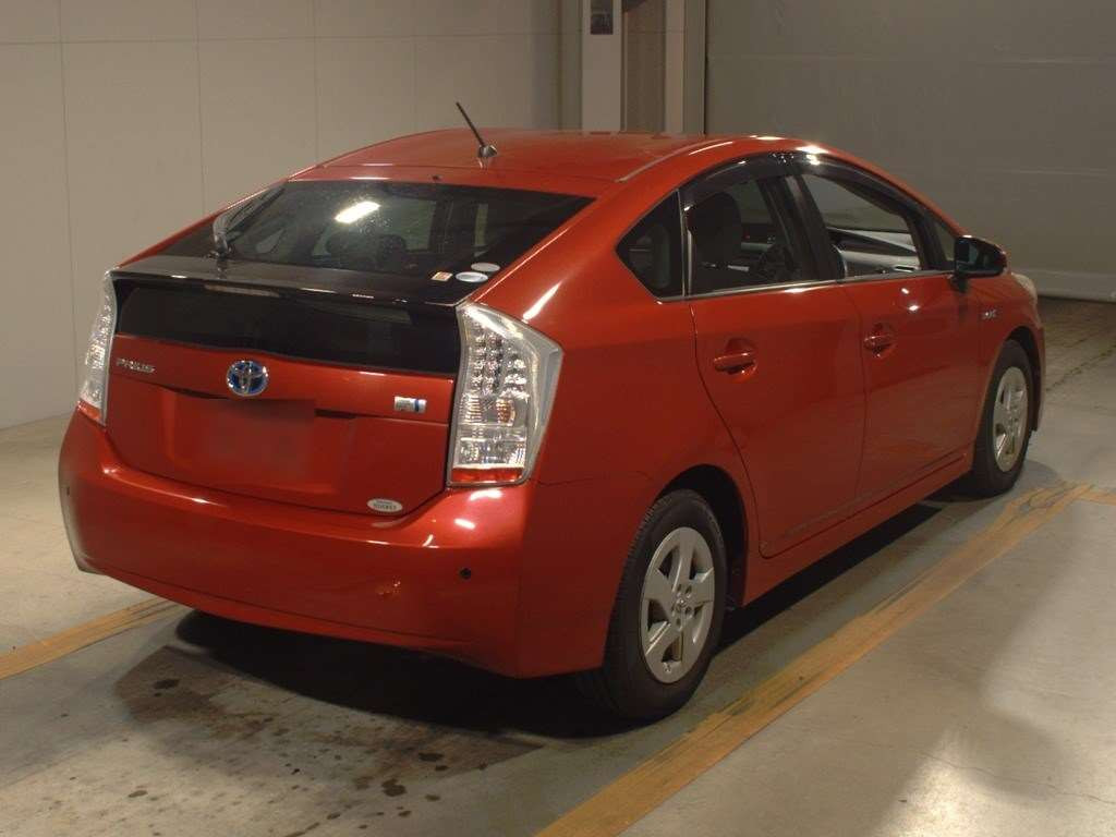 2011 Toyota Prius ZVW30[1]