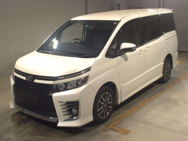 2015 Toyota Voxy