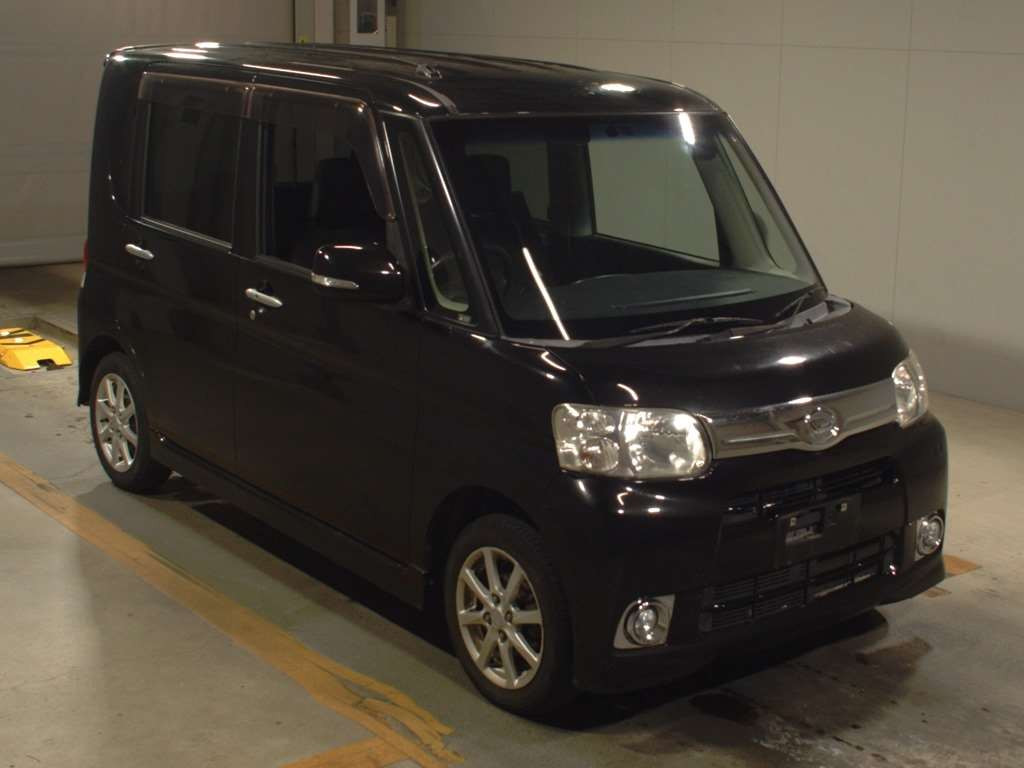 2012 Daihatsu Tanto L375S[2]