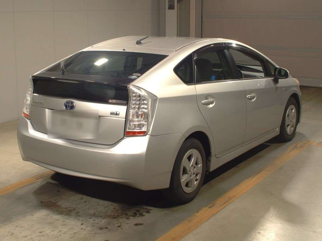 2011 Toyota Prius ZVW30[1]