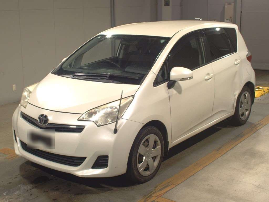 2011 Toyota Ractis NSP120[0]