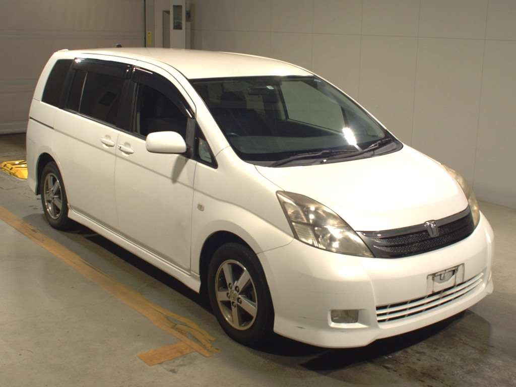 2006 Toyota Isis ZNM10W[2]