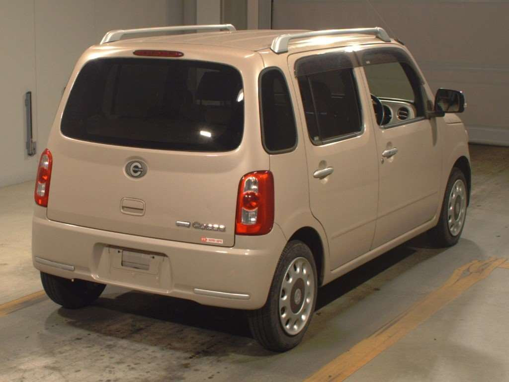 2011 Daihatsu Mira Cocoa L675S[1]