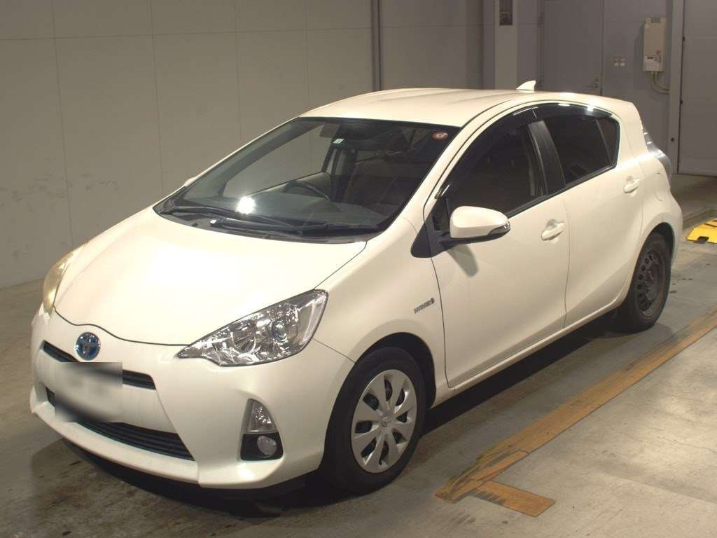 2014 Toyota Aqua NHP10[0]