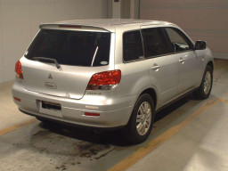 2001 Mitsubishi Airtrek