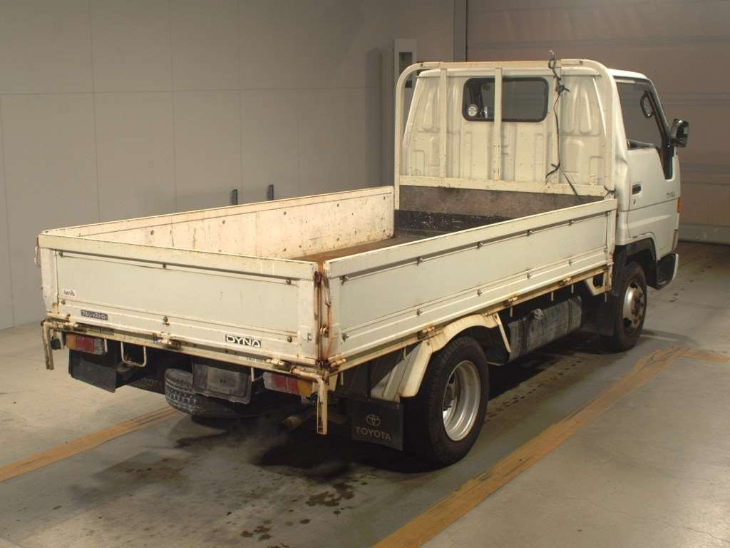 1999 Toyota Dyna Truck YY211[1]