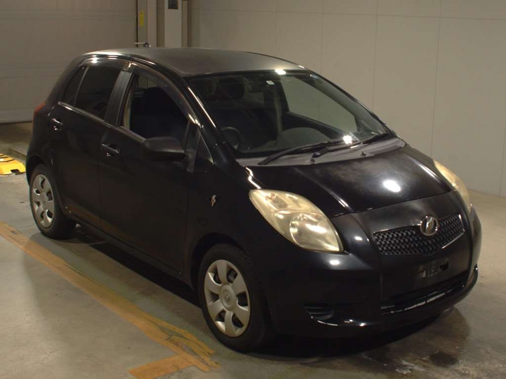 2005 Toyota Vitz SCP90[2]