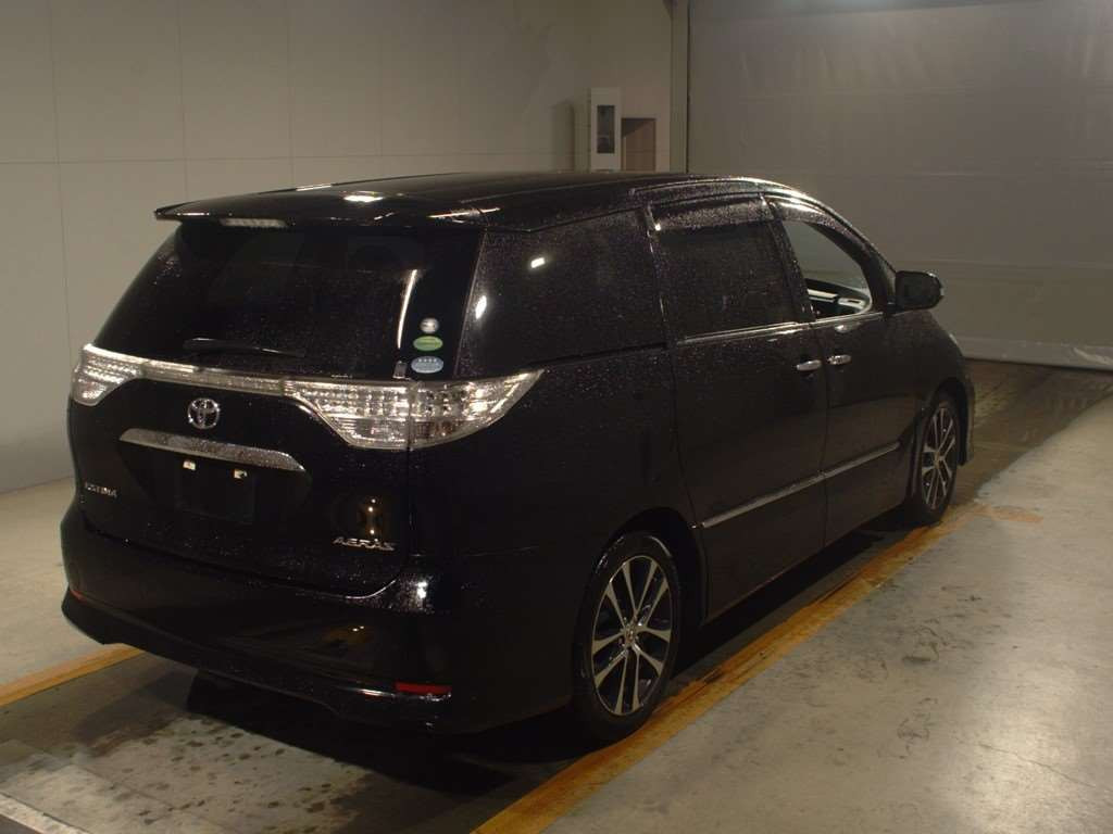 2013 Toyota Estima ACR50W[1]