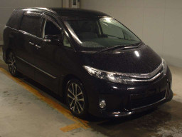 2013 Toyota Estima