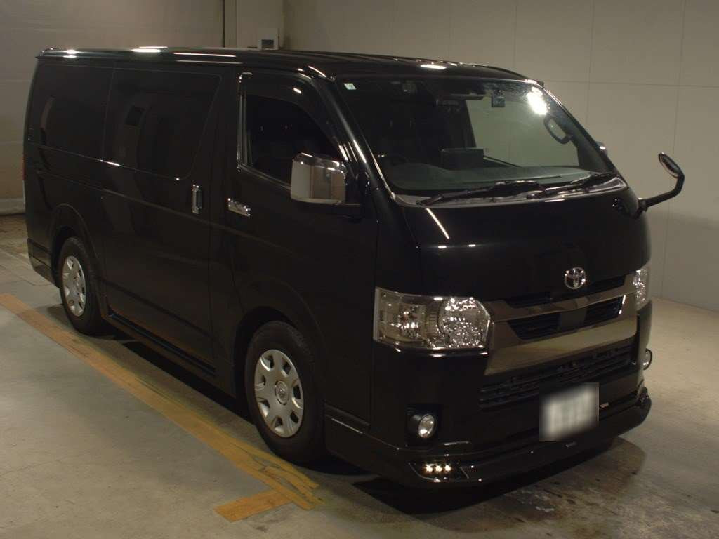 2021 Toyota Hiace Van GDH201V[2]