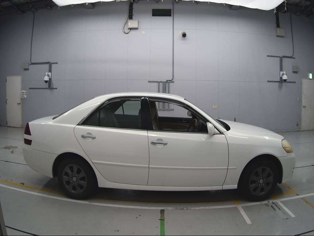 2005 Toyota Mark II GX110[2]