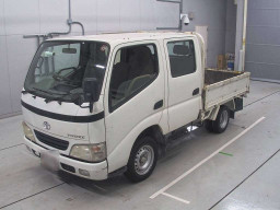 2004 Toyota Toyoace Truck