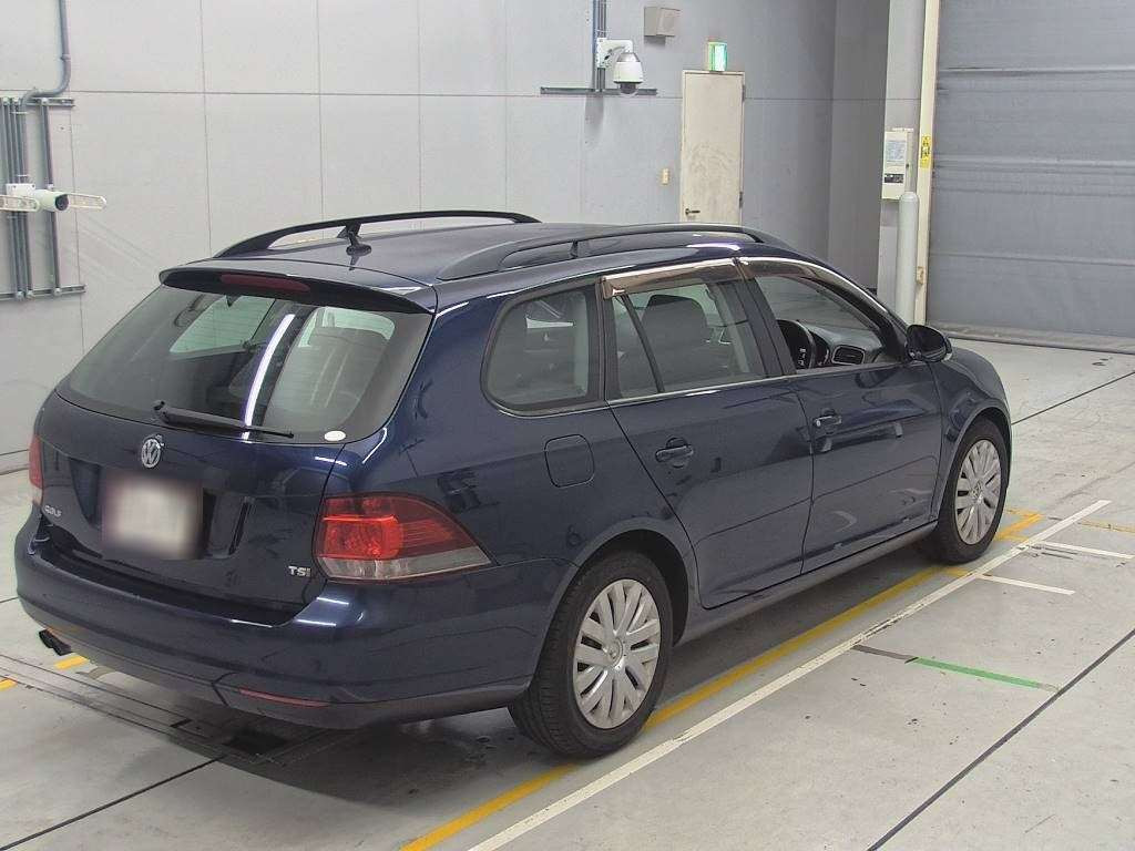 2010 Volkswagen Golf Variant 1KCAX[1]