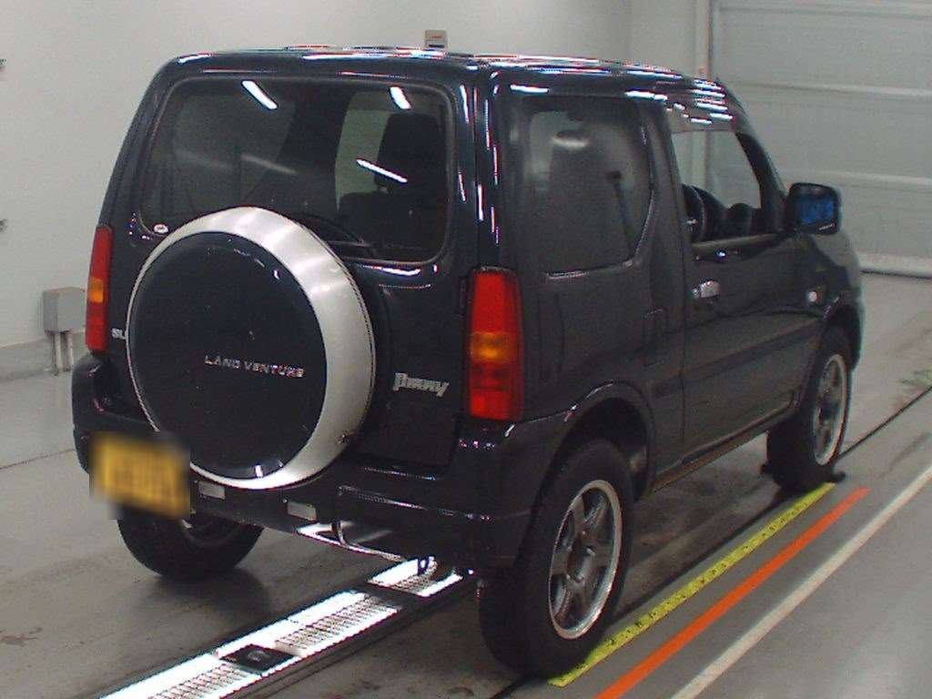 2015 Suzuki Jimny JB23W[1]