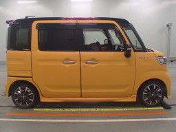 2019 Suzuki Spacia Custom