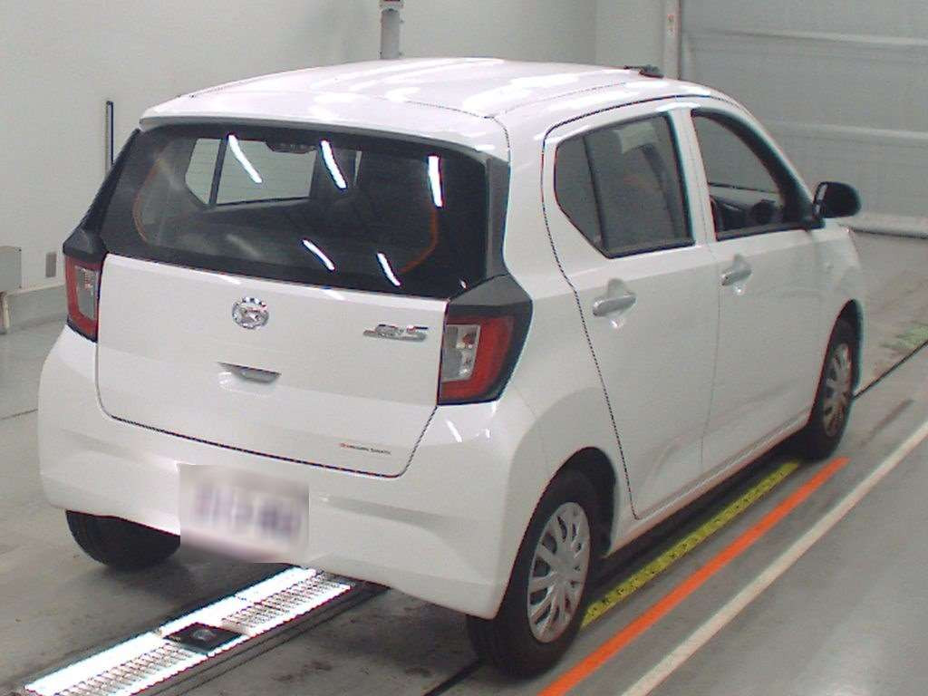 2021 Daihatsu Mira es LA350S[1]