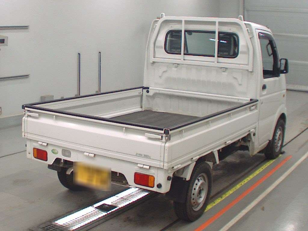 2010 Suzuki Carry Truck DA63T[1]