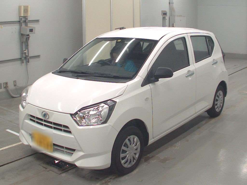 2022 Daihatsu Mira es LA360S[0]