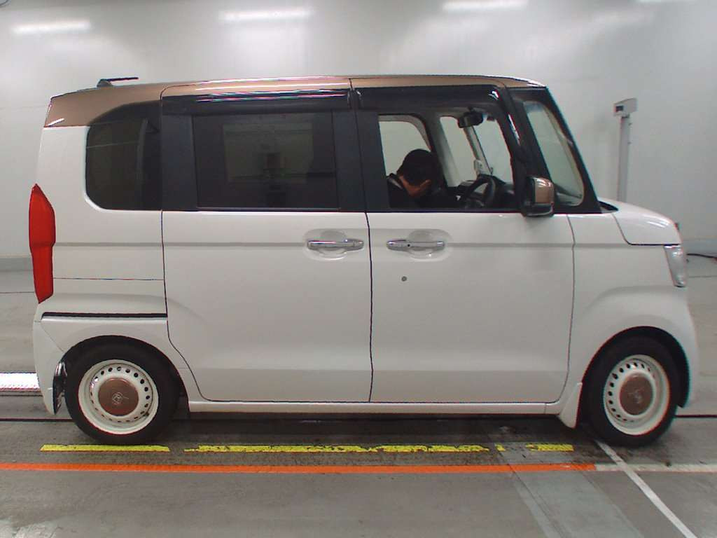 2019 Honda N-BOX JF3[2]