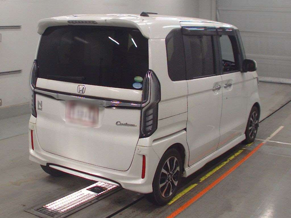 2019 Honda N-BOX CUSTOM JF3[1]