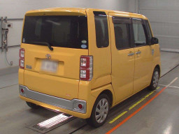 2015 Toyota Pixis Mega