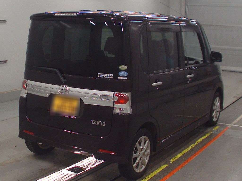 2011 Daihatsu Tanto L375S[1]