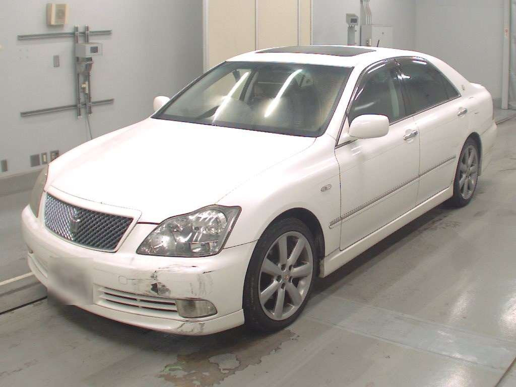 2004 Toyota Crown GRS182[0]