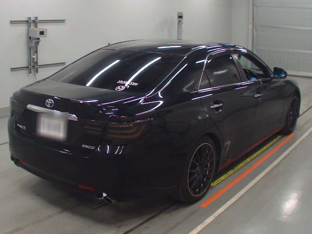 2010 Toyota Mark X GRX130[1]