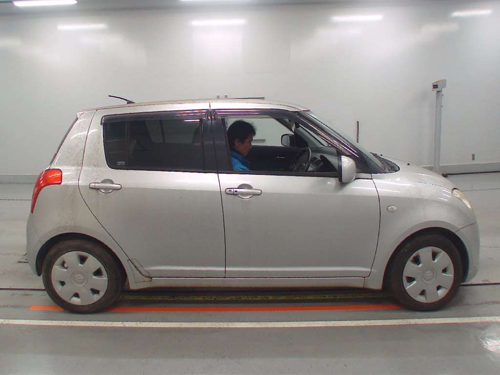 2009 Suzuki Swift ZC11S[2]