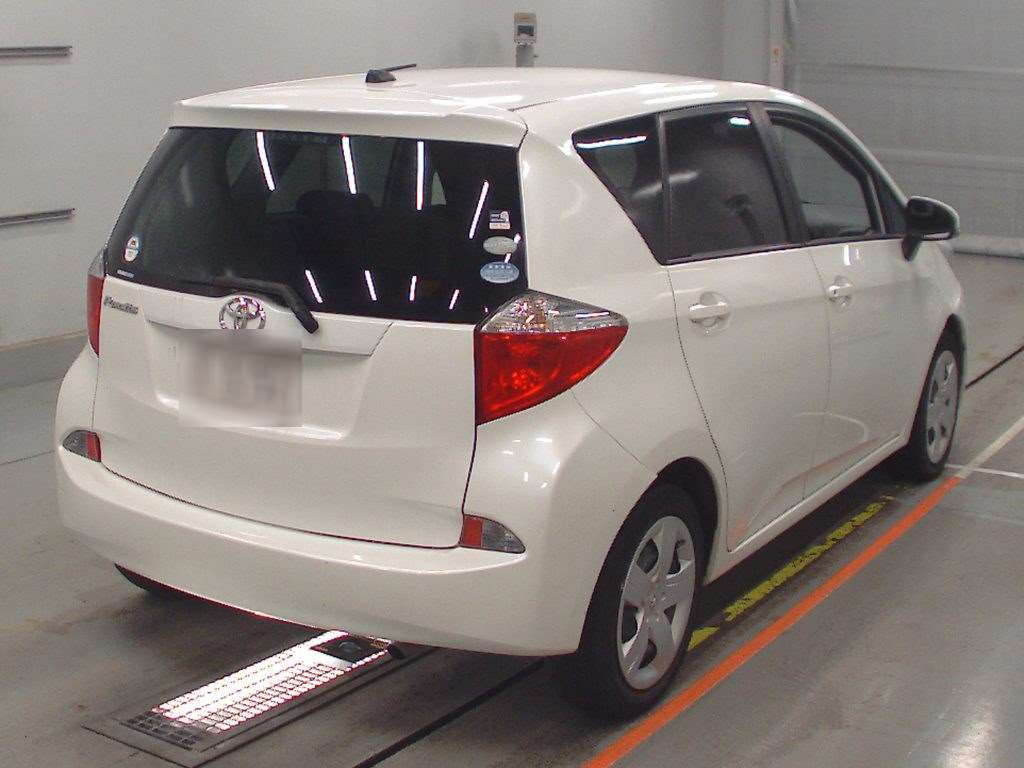 2012 Toyota Ractis NSP120[1]