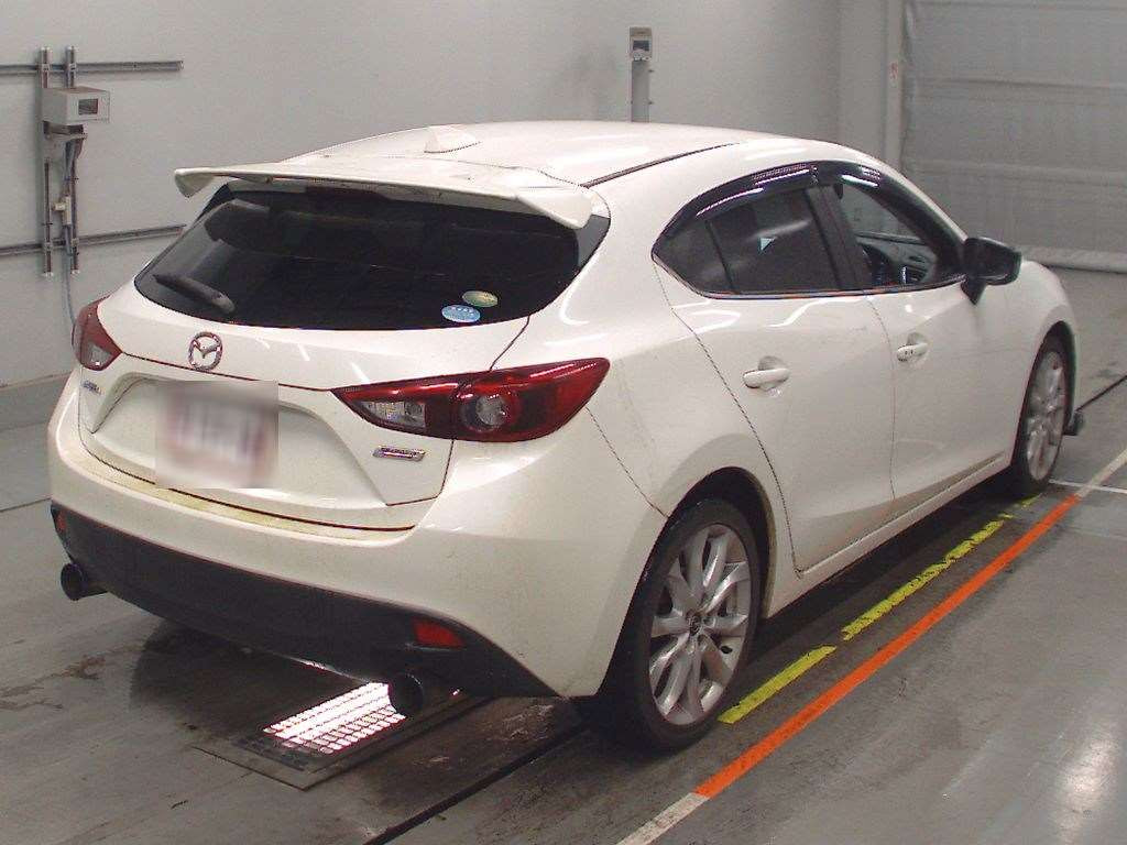 2015 Mazda Axela Sport BM5FS[1]